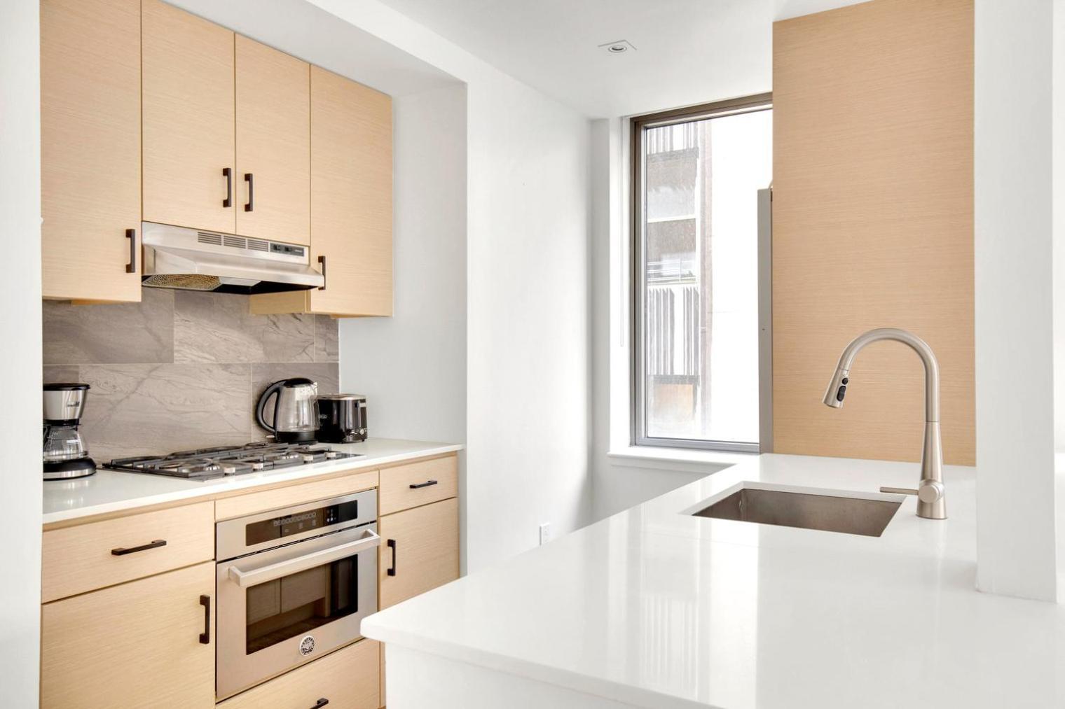 Apartment Fidi 1br W Wd Dm Elevator Roof Nr Subway Nyc-912 *